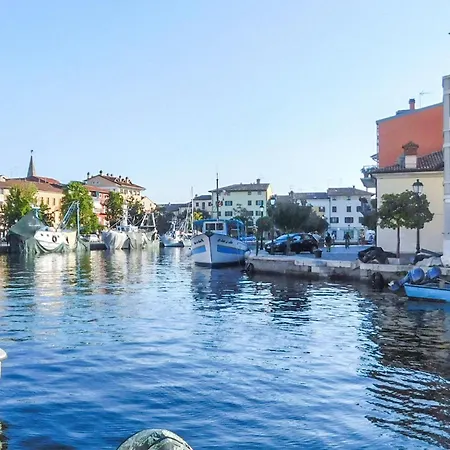 1 Bedroom Lovely In * Grado